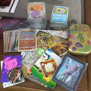 Pokémon TCG Lot #10 - Over 200 Pokemon Cards, 25 Reverse Holos, 151 Tin, Dice